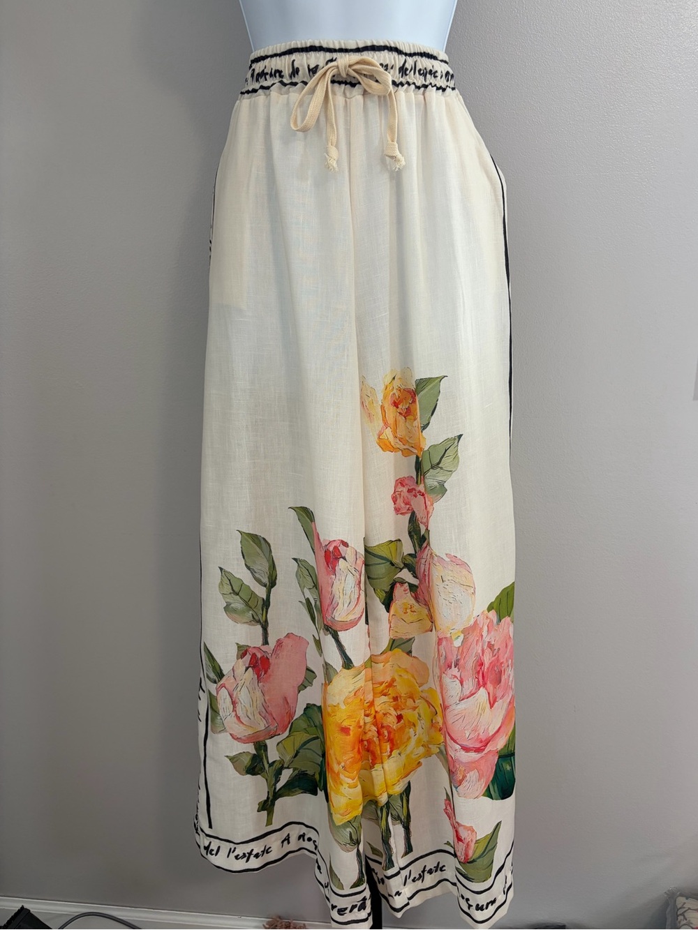 NWT ZETA ITTO Made in Italy Floral Wide Leg Pants